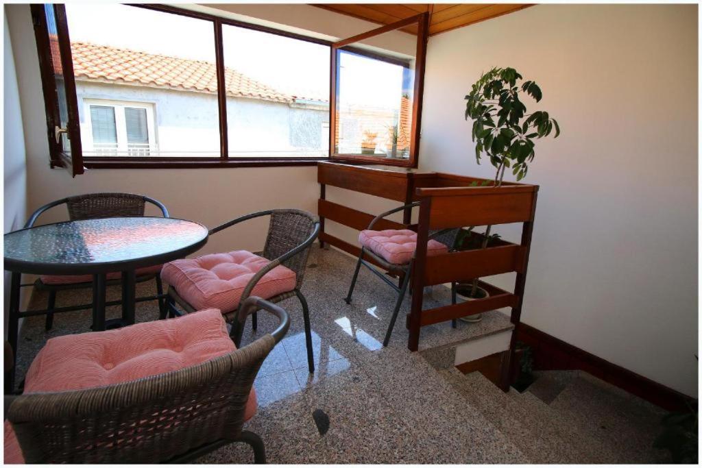 Apartment Josip Примоштен Экстерьер фото